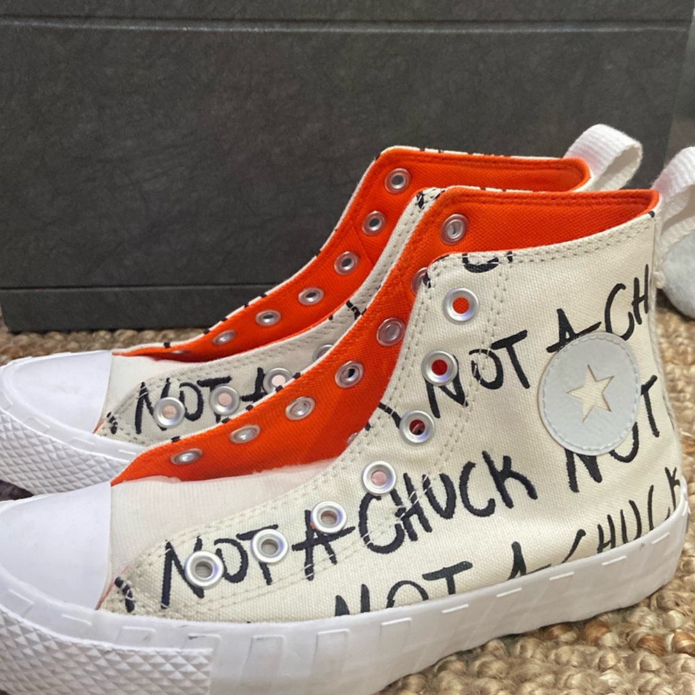 Not a chuck converses (limited edition)